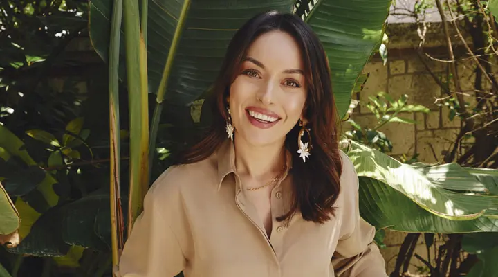 Ezgi mola