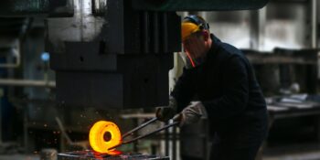 Mavi, Beyaz, Pembe, Altın, Gri: İşleri Neden Yaka Rengine Göre Sınıflandırıyoruz?