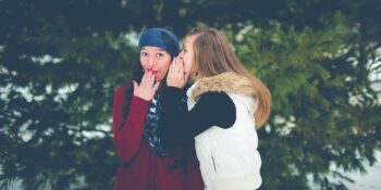 “Neden Hala Evlenmedin?”, “Neden Kilo Vermiyorsun?”:  Hadsiz Sorulara Uygun Şekilde Cevap Vermenin 5 Yolu