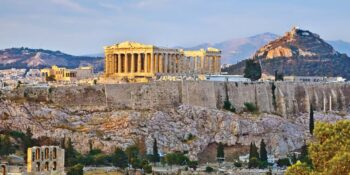 Demokrasinin Doğduğu Yer: Antik Yunanistan’da Demokrasi Nasıl Gelişti?