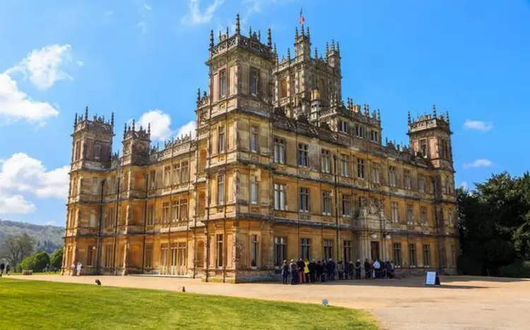 Highclere Kalesi