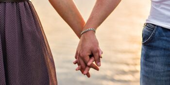 Kısır Döngüden Kurtulun! Sürekli Yanlış İnsanlarla İlişki Yaşamanızın 7 Nedeni