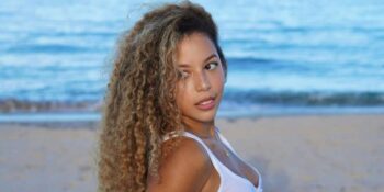 Uçakta Seks Yaparken Baygınlık Geçiren TikTok Fenomeni Camila Elle