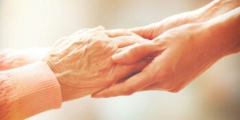 Cilt Sağlığını Olumsuz Etkileyerek Yaşlanmayı Hızlandıran 7 Kötü Alışkanlık