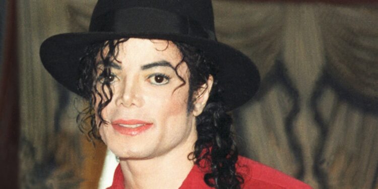 Michael Jackson öldü mü