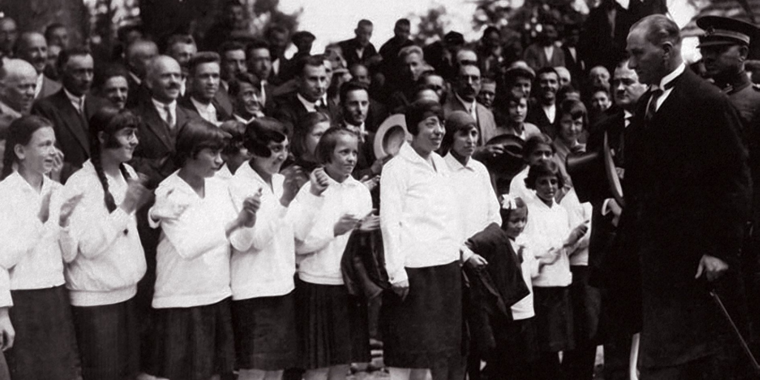 TBMM 106 Yaşında: 23 Nisan Ulusal Egemenlik Bayramı Nasıl Çocuklarla Özdeşleşti?