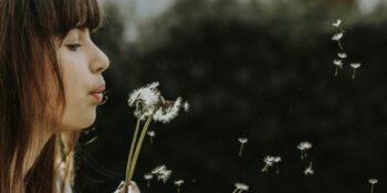 Başkalarının Hakkınızda Ne Düşündüğünü Önemsemekten Kurtulmanızı Sağlayacak 13 Yöntem