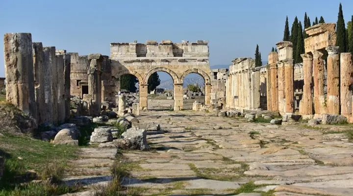 cehennem kapısı