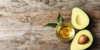 Saç Ve Cilt Bakımının Vazgeçilmezi! Avokado Yağı Ne İşe Yarar, Nasıl Kullanılır?