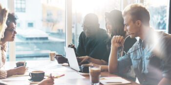 Uzmanlar Açıkladı: İş Hayatındaki Yeni Unvanlar Çalışanları Nasıl Etkiliyor?