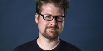 Rick and Morty’nin Yaratıcısı Justin Roiland Aile İçi Şiddet Suçlamaları Nedeniyle Diziden Ayrılıyor
