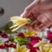 Aşk, Aromaterapi ve Ylang Ylang: Bu Egzotik Yağ Ne İşe Yarıyor?