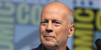 Geçen Yıl Afazi Teşhisi Konulan Bruce Willis’den Kötü Haber Geldi: “Durumu Artık Bunamaya Doğru İlerliyor”
