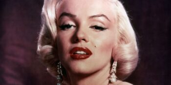 Kırmızı Rujdan Porselen Cilde: Marilyn Monroe’nun Sekiz Güzellik İmzası