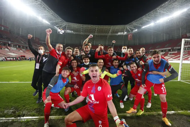 genç futbolcular