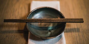 Japon Beslenme Uzmanı Açıklıyor: Uzun Bir Ömür İçin Tüketilmemesi Gereken 6 Yiyecek