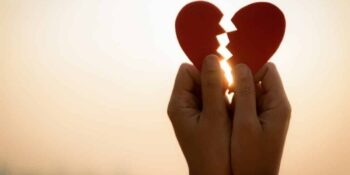 Aman Dikkat! Farkında Olmasanız Da İlişkinize Zarar Veren 10 Davranış