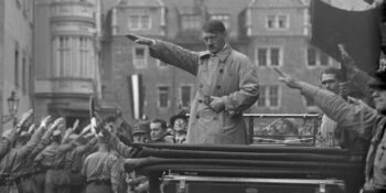 Diktatör Nedir, İnsanlar Neden Diktatörleri Destekler?