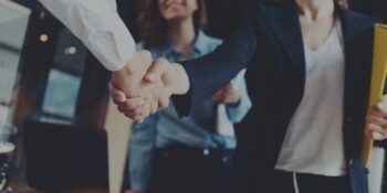 Uzmanlar Açıkladı! İnsanları Etkilemek İçin Kullanabileceğiniz 10 Yöntem