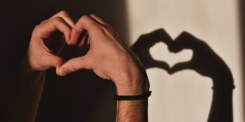 Bilim İnsanları Açıkladı! “Kadınlar ve Erkekler Birbirlerine Farklı Sürelerde Âşık Oluyor”