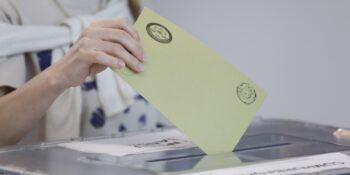 Türkiye Önümüzdeki 5 Yıl Boyunca Görev Yapacak Cumhurbaşkanını Belirlemek İçin Tekrar Sandık Başında