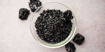 Yaşam İksiri Olarak Bilinen Mumiyo Nedir, Nasıl Kullanılır?