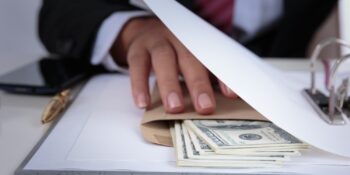 Yolsuzlukla Mücadele Raporu: Türkiye, Yolsuzluğu Önleme Konusunda En Başarısız 10 Ülkeden Biri