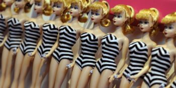 Her Dönemin Oyuncağı: Barbie Bebekler Nasıl İkon Haline Geldi?