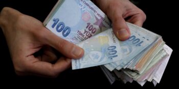 Türkiye Vergi Artışları İle Uyandı: KDV Yüzde 20’ye Yükseldi, Yurt Dışı Telefon Kayıt Harcı 20 Bin TL Oldu!