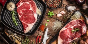 Sosyal Medya Kullanıcılarının Yeni Beslenme Trendi: Carnivore Diyeti Nedir?