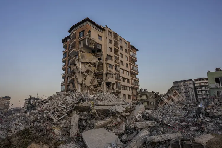 istanbul depremi
