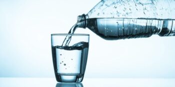 İşaretlere Dikkat! Yeterince Su İçmediğinizi Gösteren 12 Belirti