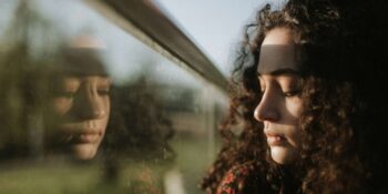 Terapistlere Göre Mutluluğa Engel Olan En Tehlikeli 6 Alışkanlık