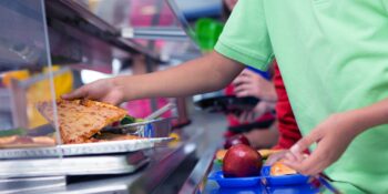 Okullarda Ücretsiz Yemek Uygulaması: Türkiye Ve Avrupa’da Durum Ne?