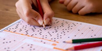 Kariyer Hedeflerinize Ulaşmanıza Yardımcı Olacak En İyi KPSS Hazırlık Kitapları