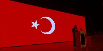 Ters bayrak ne demek