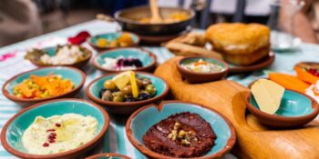 Ankara Kahvaltı Mekanları: Başkentte Keyifli Vakit Geçirebileceğiniz En İyi 10 Yer