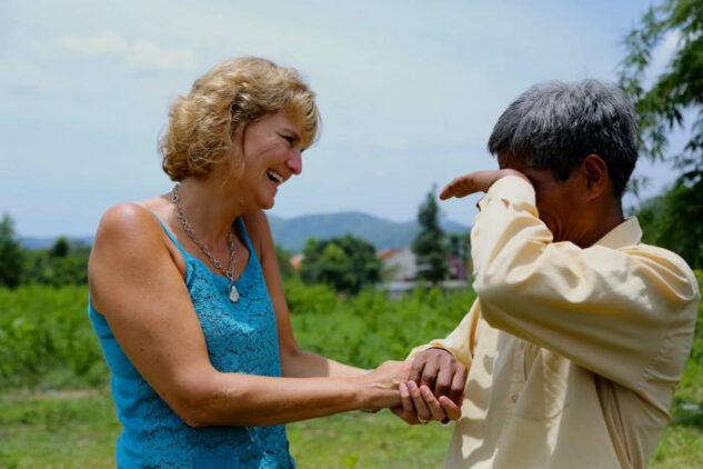 Uçak Kazası Sonrası Ormanda Yaşam Savaşı Veren Annette Herfkens’in Hikâyesi