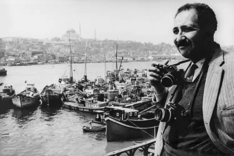 ara güler salvador dali