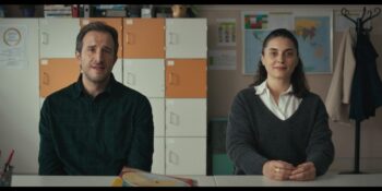 Netflix’in Yeni Yerli Dizisi “Kuvvetli Bir Alkış” Hakkında Bilmeniz Gerekenler