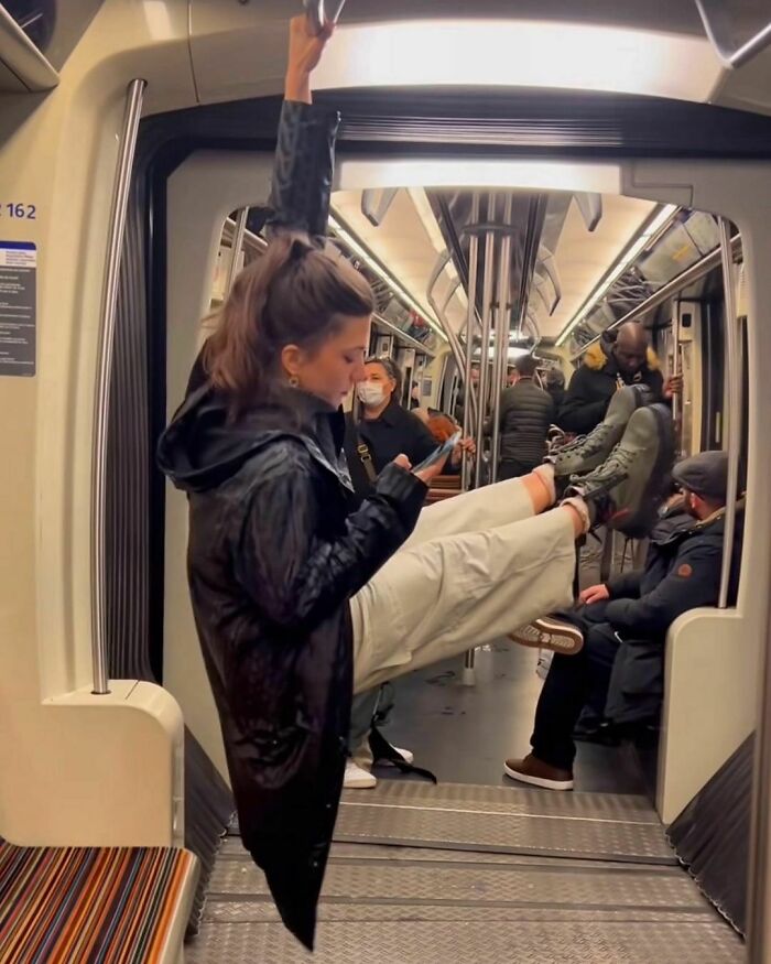 Paris metrosundan inanılmaz görüntüler