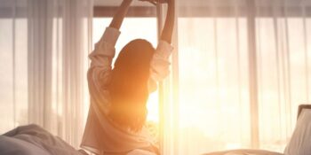 Sabahları Dinlenmiş Uyanmak İçin Alışkanlık Haline Getirmeniz Gereken 8 Şey