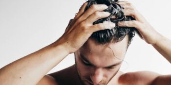 Kuaförler Yanıtlıyor! Erkekler Saçlarını Ne Sıklıkla Yıkamalı?