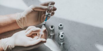 Bilim Dünyasını Heyecanlandıran Gelişme: Kişiye Özel İlk Cilt Kanseri Aşısı İngiltere’de Test Ediliyor