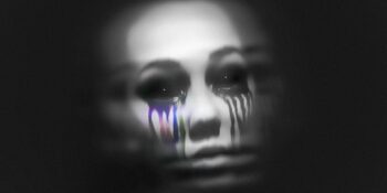 Zor Dönemlerden Geçen Arkadaşınızı Teselli Etmek İçin Bilmeniz Gereken 7 İpucu