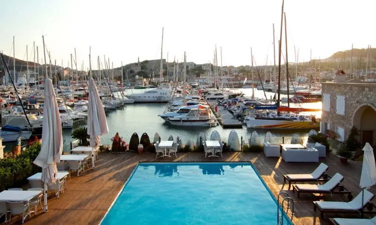 Çeşme gezilecek yerler