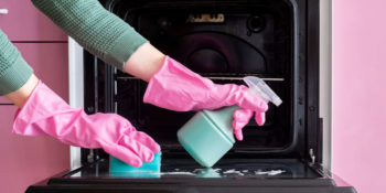 Düşündüğünüzden Kolay! 10 Basit Adımda Fırın Nasıl Temizlenir?