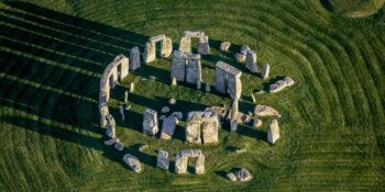 Tarihçiler Yanıtlıyor! Stonehenge’in Neden İnşa Edildiğine Dair 5 Popüler Teori