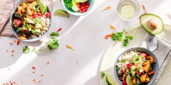 Uzmanlar Açıklıyor! Gün İçinde Öğün Atlarsanız Vücudunuza Ne Olur?