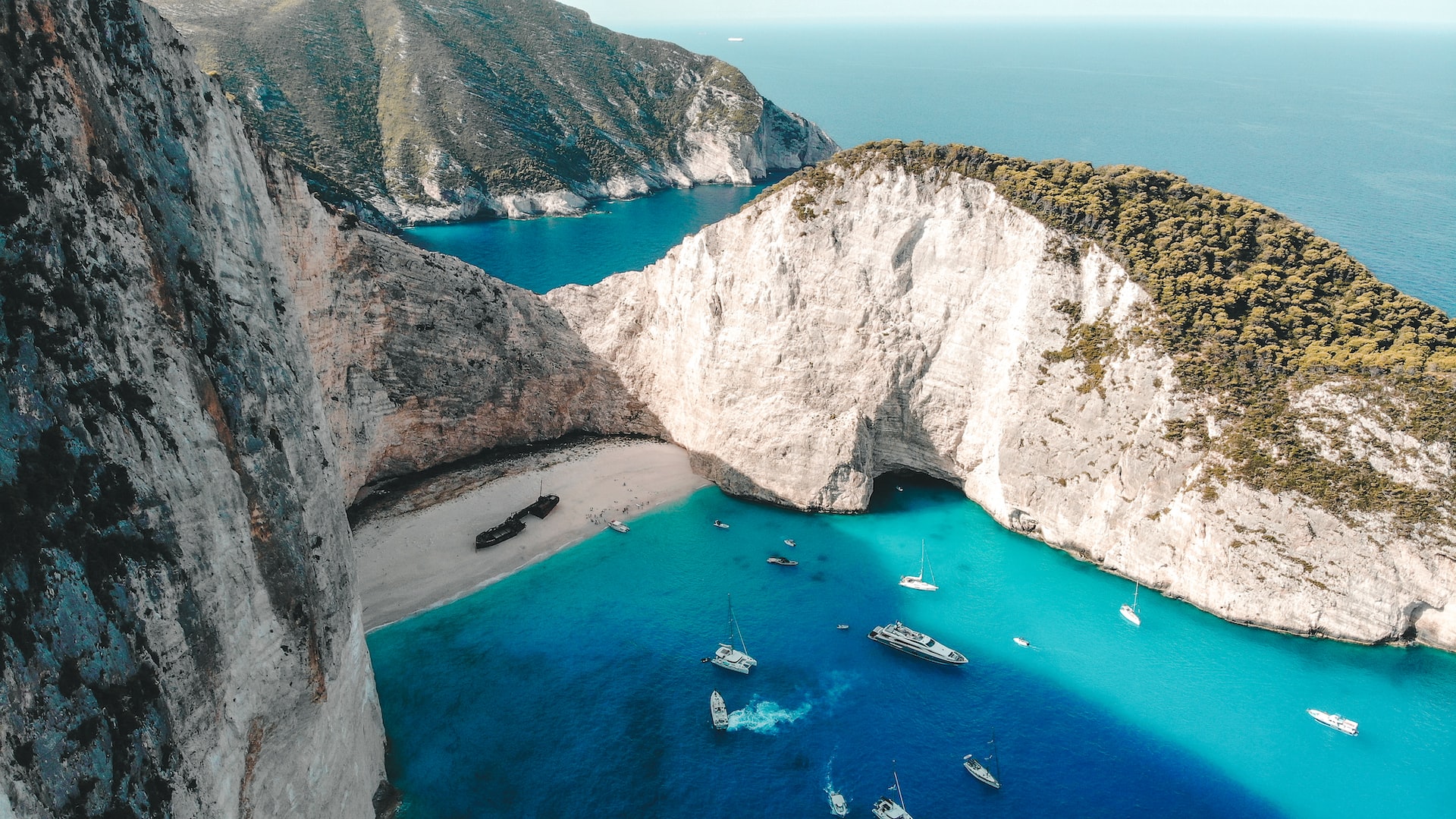 Navagio Plajı